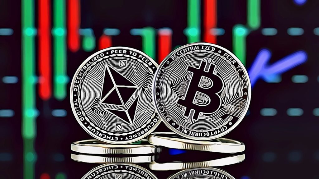 Bitcoin and Ether Decline As Chainlink Sees Significant Token Movements